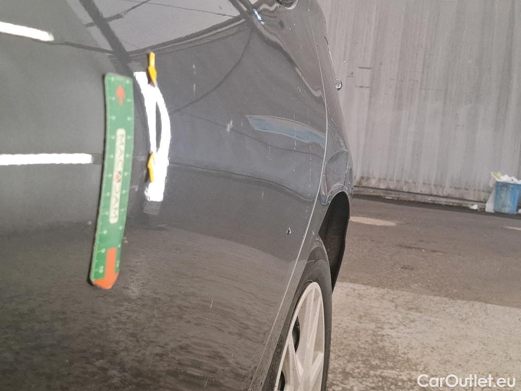  Ford  Fiesta  Business NAV 1.0 EcoBoost 100CV BVM6 E6 #18