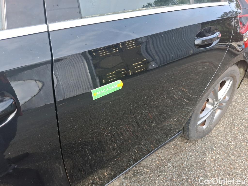  Mercedes  A-Klasse MERCEDES BENZ Classe A Compact 5p Berline A 180 Business Line #36