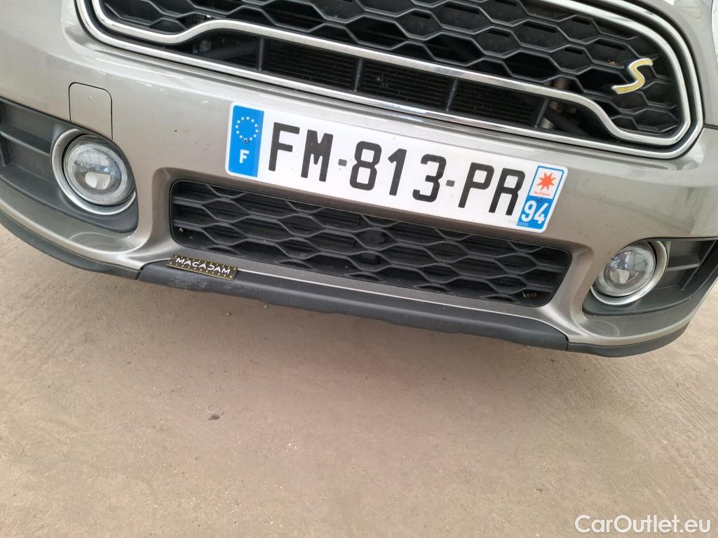  Mini  Countryman MINI  / 2016 / 5P / Crossover Cooper SE ALL4 Busi Design 136+88ch BVA6 #26