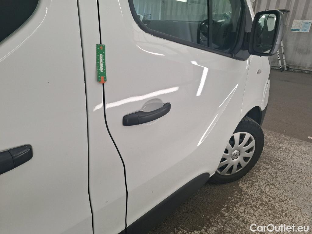  Renault  Trafic RENAULT  / 2019 / 4P / Combi Zen L2 dCi 120 S&S - 8 pl #24
