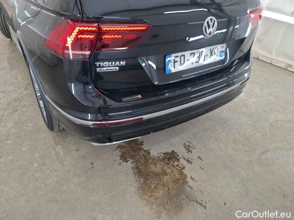  Volkswagen  Tiguan VOLKSWAGEN  Allspace / 2017 / 5P / SUV 1.5 TSI 150 EVO DSG7 Carat Exclusive #19