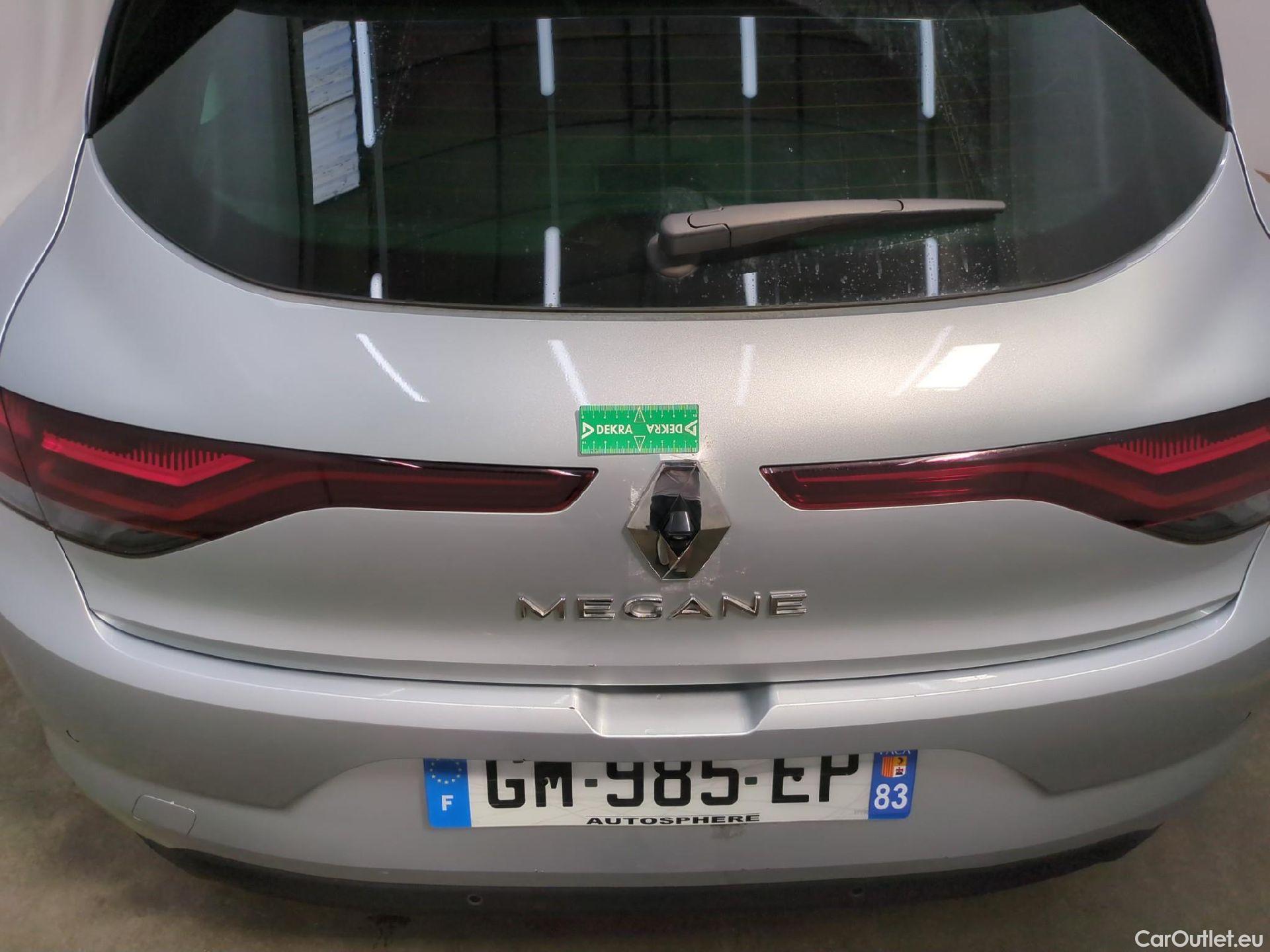  Renault  Megane RENAULT Mégane Berline / 2020 / 5P / Berline techno TCe 140 EDC #74