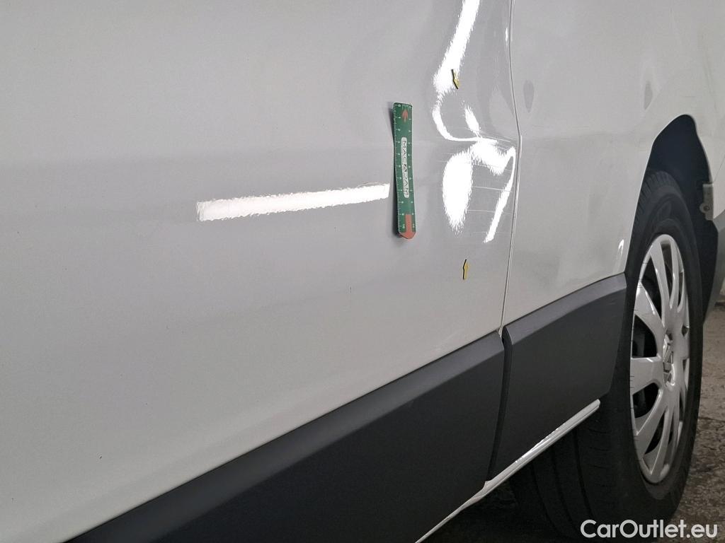  Renault  Trafic RENAULT  / 2019 / 4P / Combi Zen L2 dCi 120 S&S - 8 pl #13
