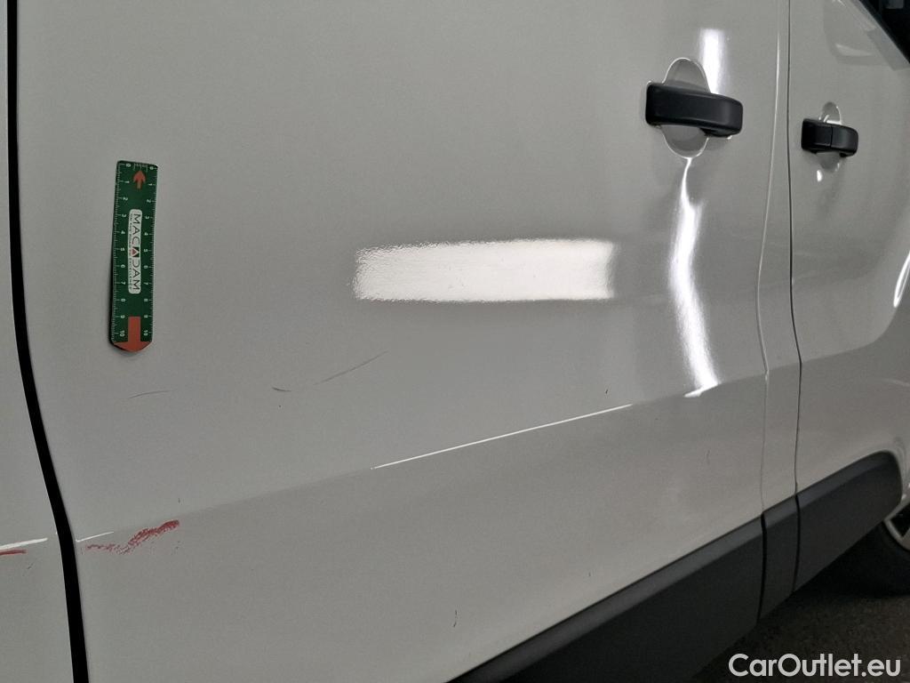  Renault  Trafic RENAULT  / 2019 / 4P / Combi Zen L2 dCi 120 S&S - 8 pl #23