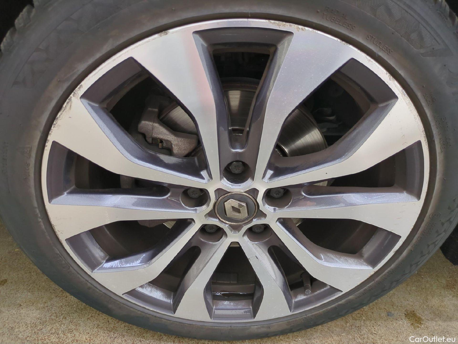  Renault  Megane RENAULT Mégane Berline / 2020 / 5P / Berline techno TCe 140 EDC #21