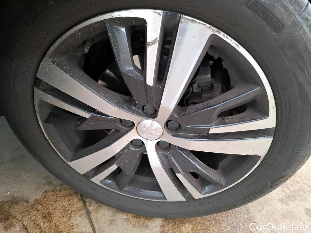  Peugeot  5008  Allure Business 1.2 PureTech 130CV BVA8 7 Sieges E6dT #35