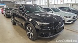  Volvo  XC 40 B3 Plus Dark DCT #2