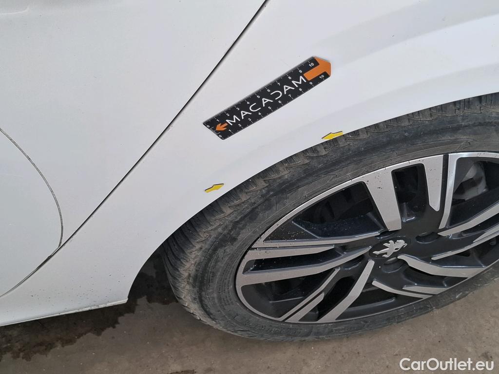  Peugeot  208  Allure Business 1.2 PureTech 100CV BVM6 E6d #8