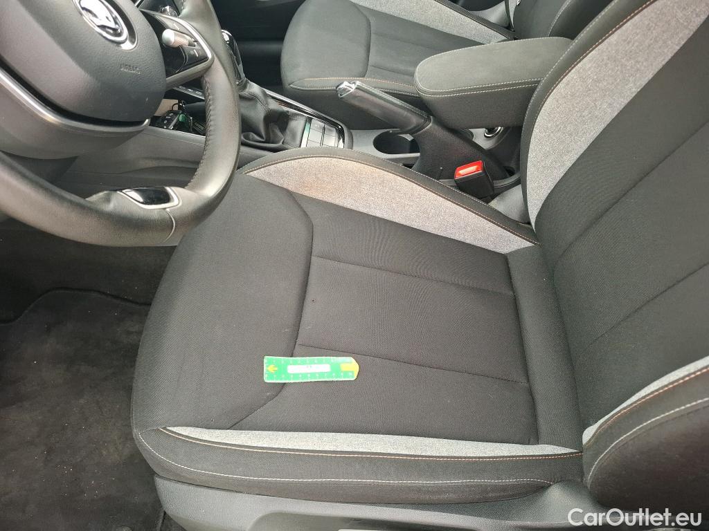  Skoda  KAMIQ  Selection 1.0 TSI 115CV BVA7 6E #5