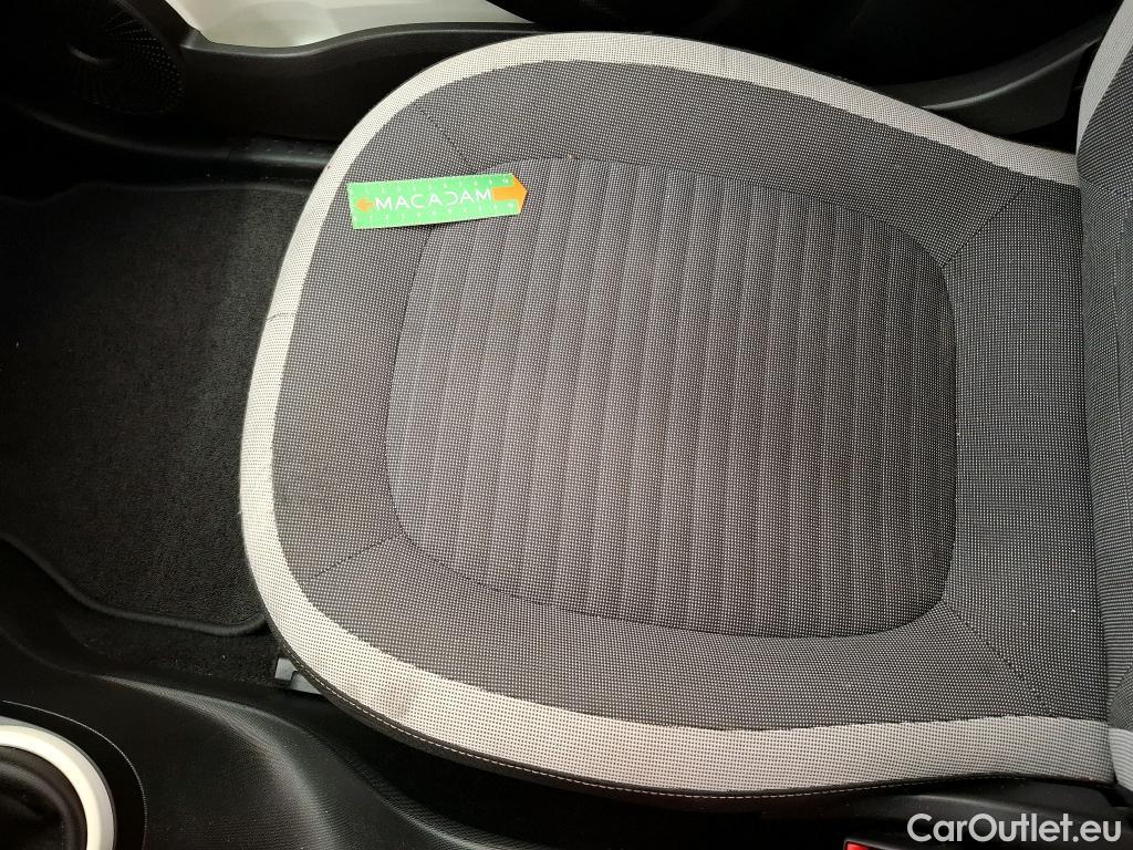  Renault  Twingo RENAULT  / 2019 / 5P / Berline Zen SCe 65 TVU #39