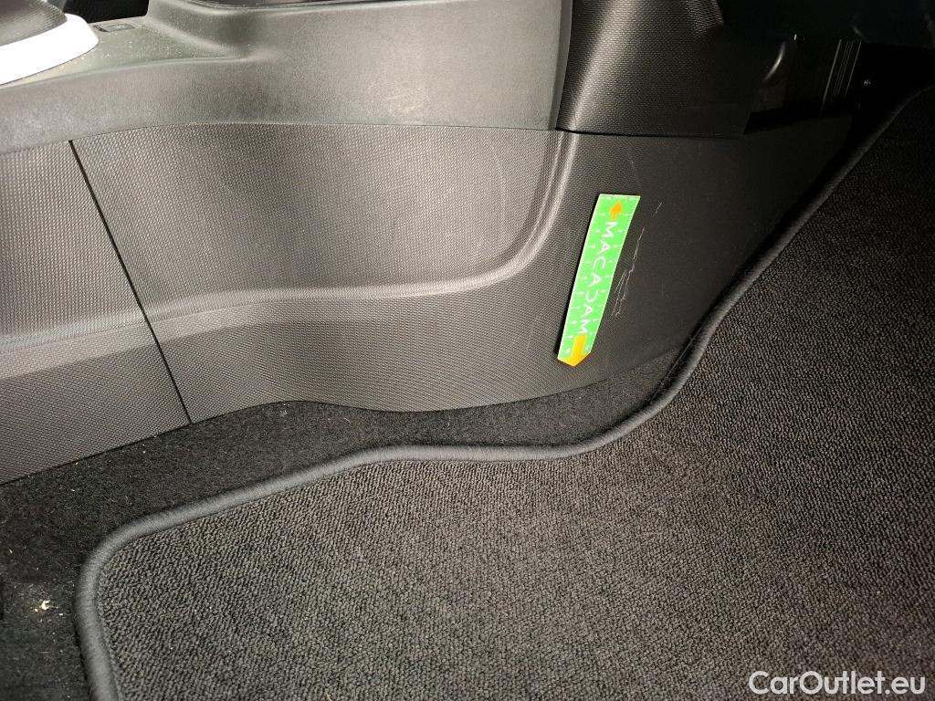  Renault  Twingo RENAULT  / 2019 / 5P / Berline Zen SCe 65 TVU #27