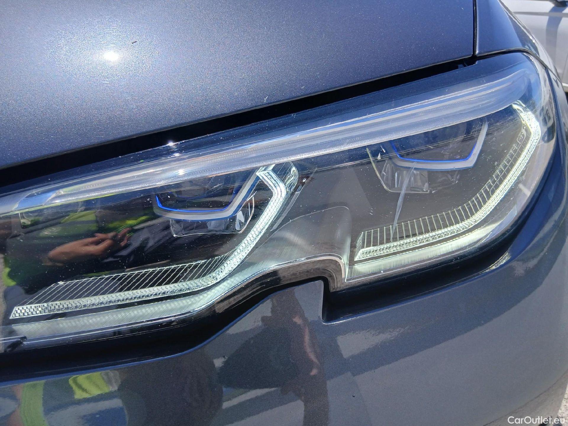  Bmw  Serie 3 BMW  / 2019 / 5P / familiar 320i Auto. Touring #5