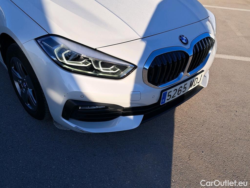  Bmw  Serie 1 BMW  / 2019 / 5P / berlina con portón 118i #15