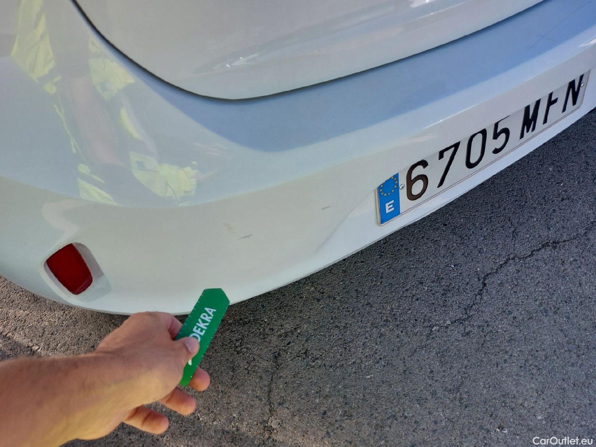 Opel  Corsa OPEL  / 2019 / 5P / berlina con portón 1.2 XEL 55kW (75CV) Edition #24