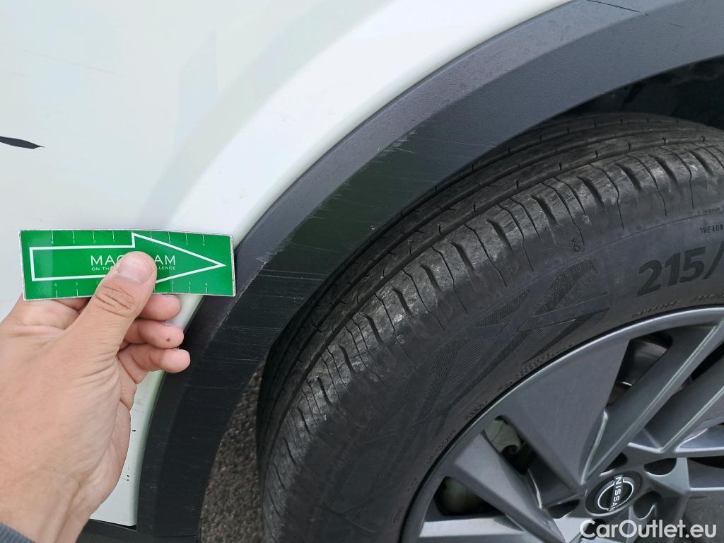  Land Rover  Discovery NISSAN QASHQAI / 2021 / 5P / todoterreno DIG-T 103kW (140CV) mHEV 4x2 Acenta (AC5) #3