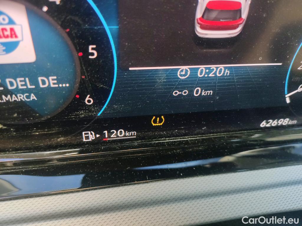  Volkswagen  Golf  VOLKSWAGEN / 2020 / 5P / berlina con portón 2.0 TDI 85kW (115CV) #28