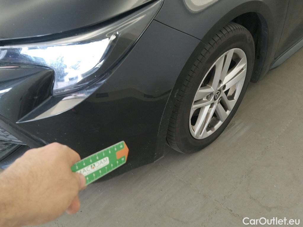  Toyota  Corolla TOYOTA  / 2019 / 5P / familiar 1.8 125H ACTIVE TECH E-CVT TOU SPORT #16