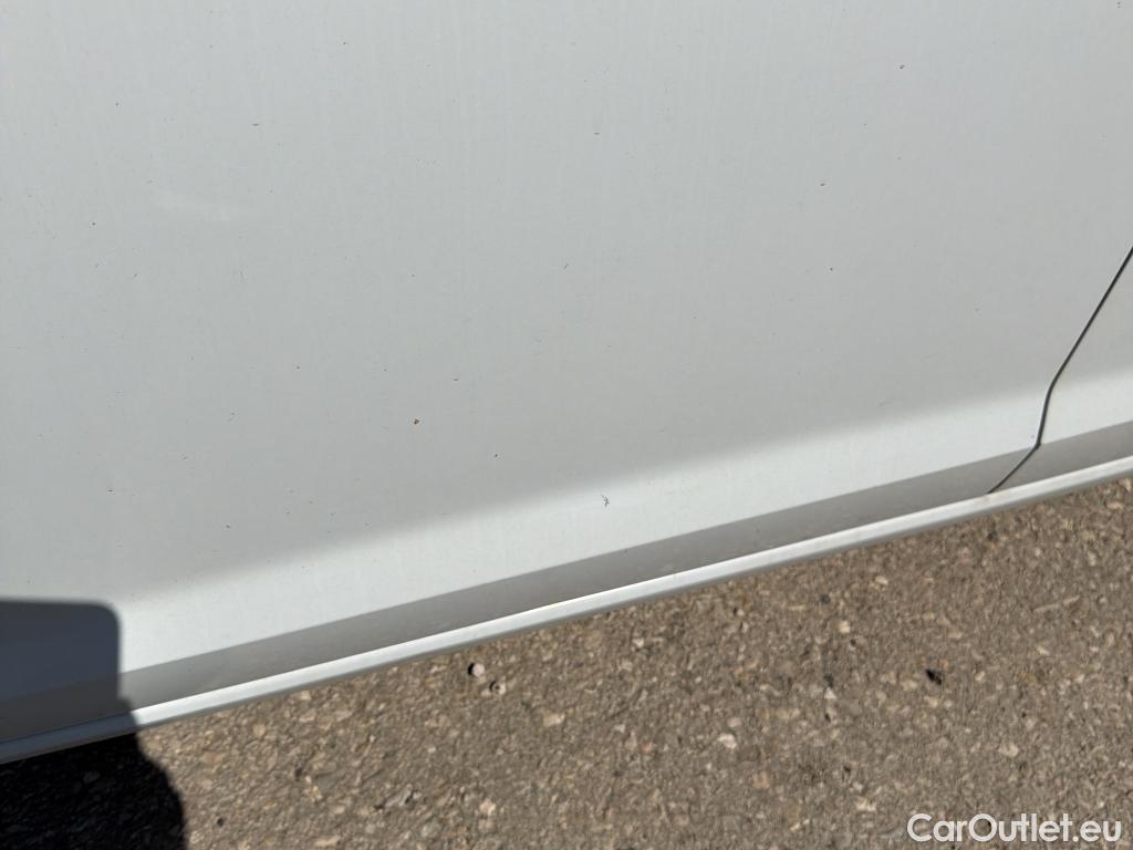  Seat  Leon SEAT León / 2016 / 5P / berlina con portón 2.0 TDI 110kW DSG-7 S&S Xcellence Ed Pl #8