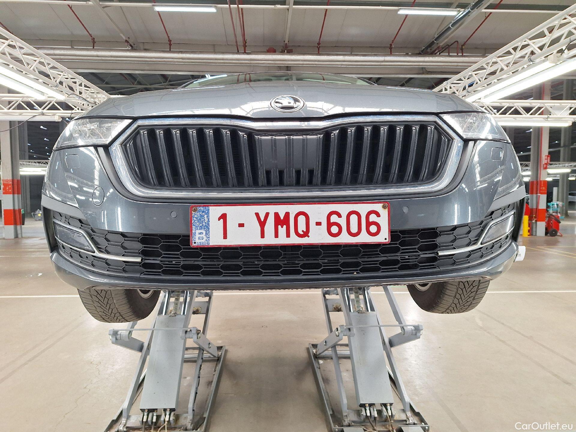  Skoda  Octavia Skoda,  Combi '20, Skoda  Combi 2.0 CRTDI 85kW Ambition 5d #33