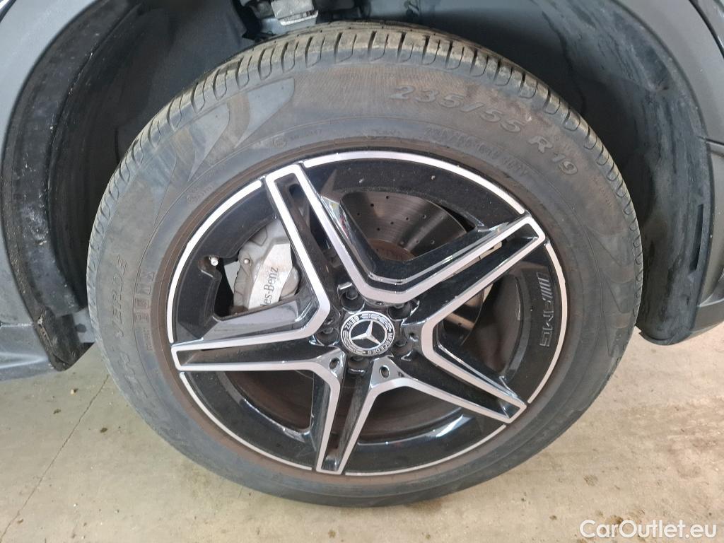  Mercedes  G-Klasee MERCEDES-BENZ GLC Coupe / 2019 / 5P / Coupé 2.0 GLC 300 E BUSINESS LINE 4MATIC #7