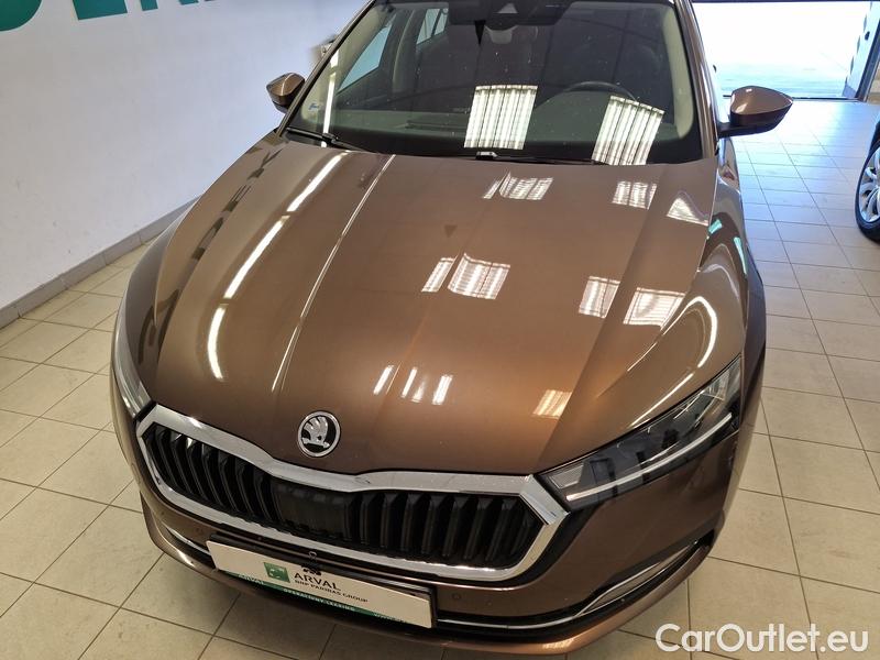  Skoda  Octavia  Combi  (5E5)(03.2017->) Oct.Com. 2.0TDI 150 Style AT #1