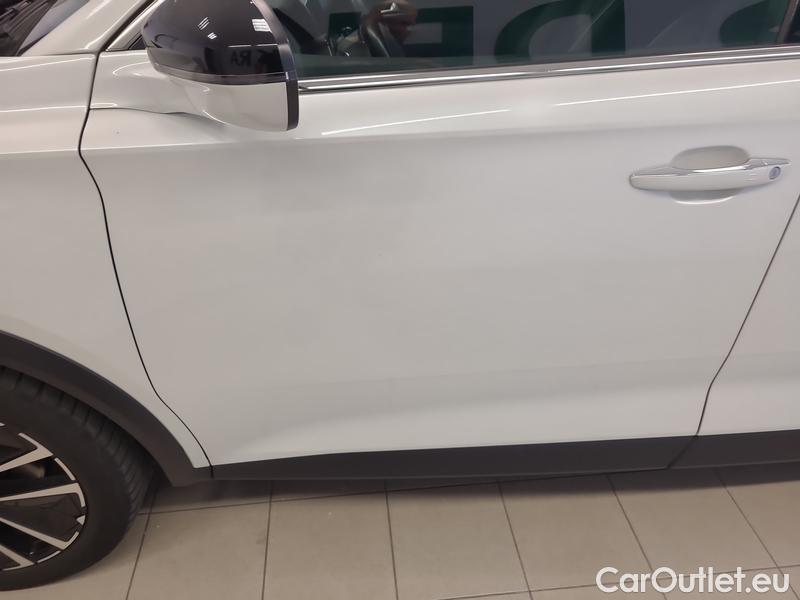  Citroen  DS 7 CROSSBACK DS7 (2022) DS7 1.5BHDi 130 RIVOLI AT 5d #3