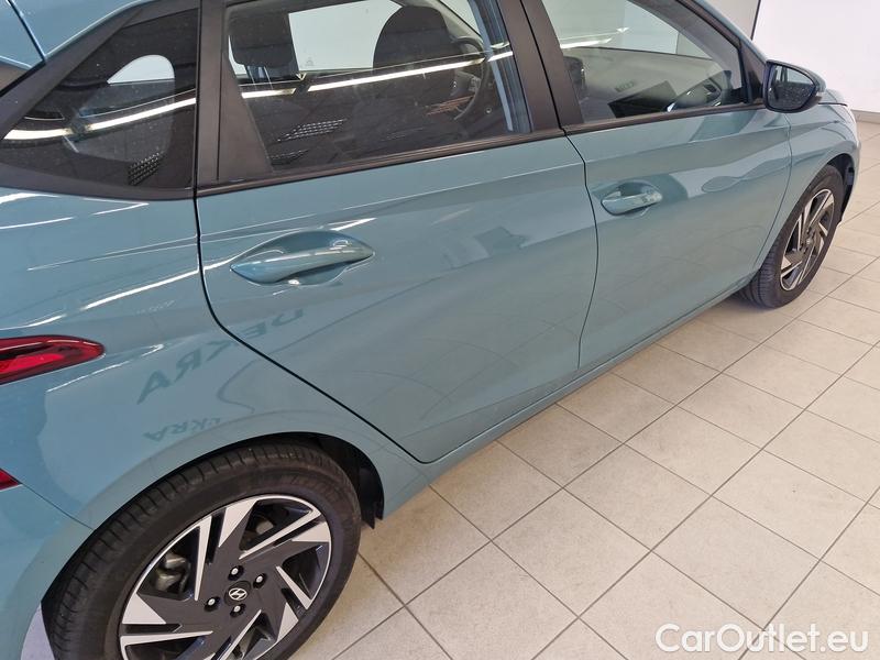  Hyundai  i20   (BC3) (2020)  1.0TGDI 74 Family AT #4