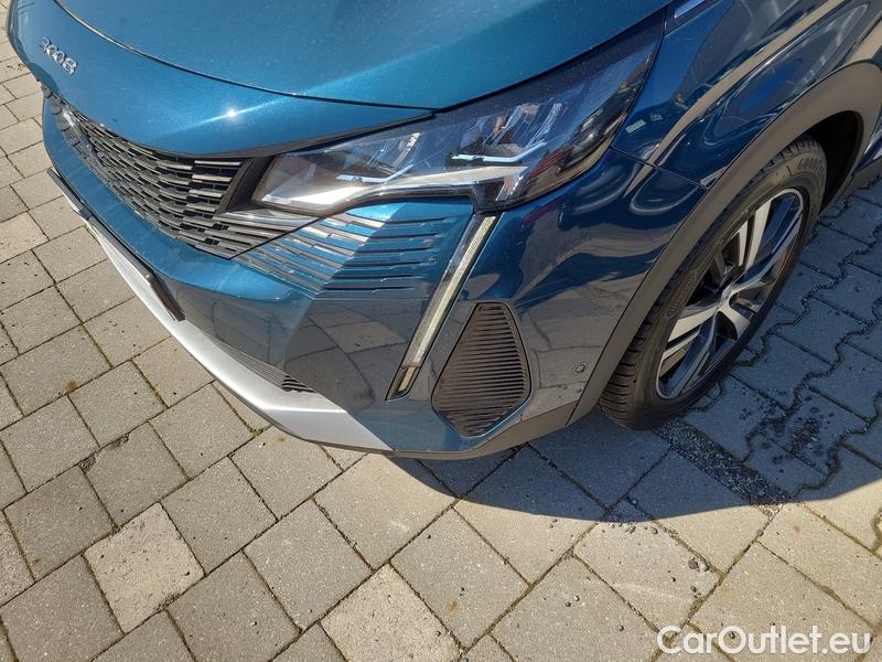  Peugeot  3008  (2016)  1.5D 130 Allure #2