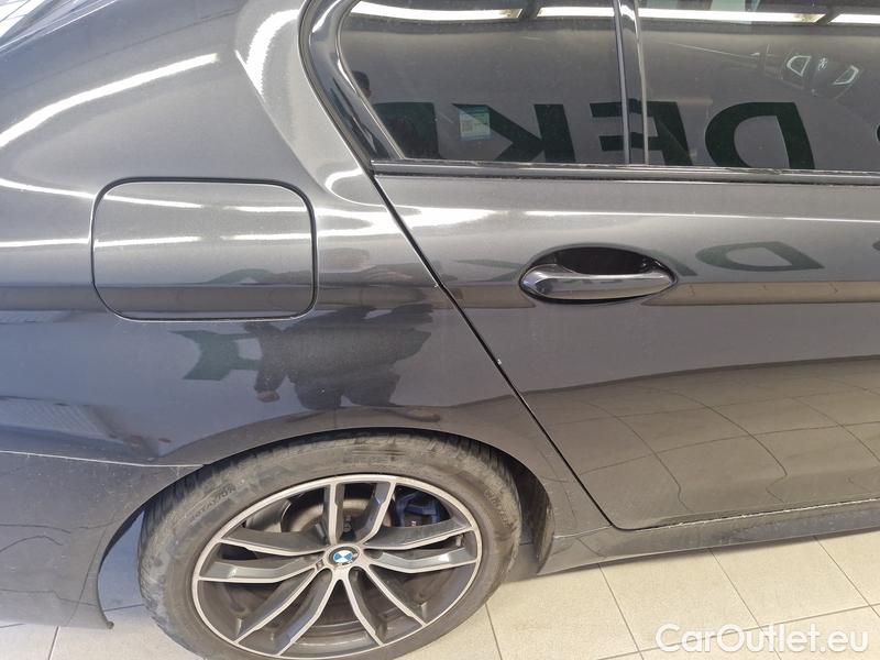  Bmw  Serie 5  Lim. (G30)  (2016->) 530i xDrive AT #4