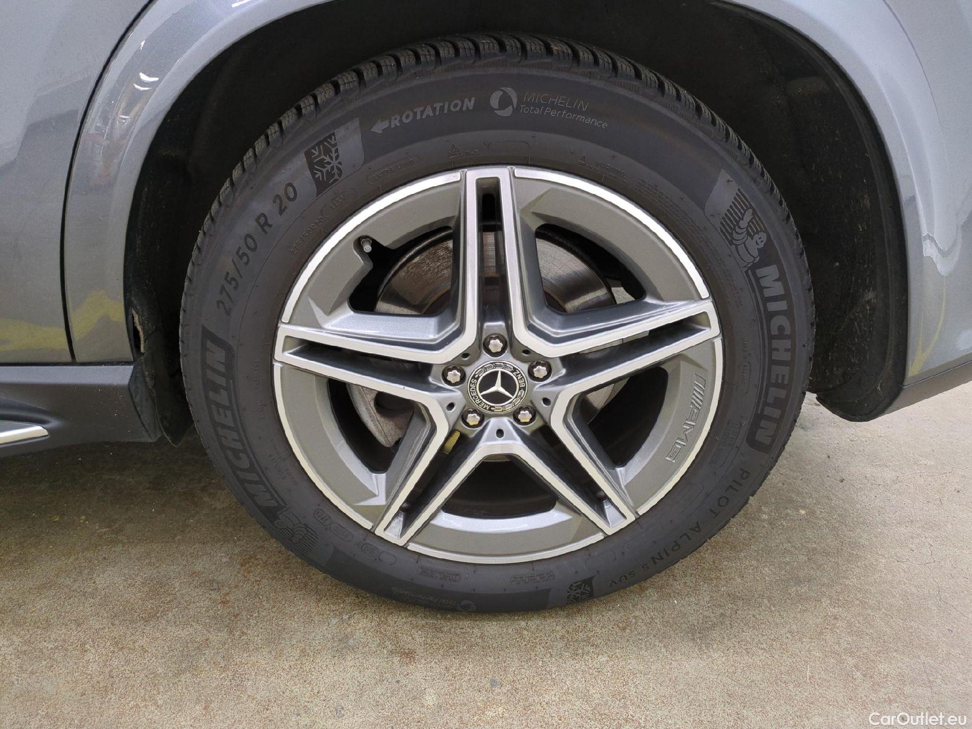  Mercedes  G-Klasee MERCEDES-BENZ GLE / 2020 / 5P / SUV GLE 350 de 4MATIC AMG Line #8