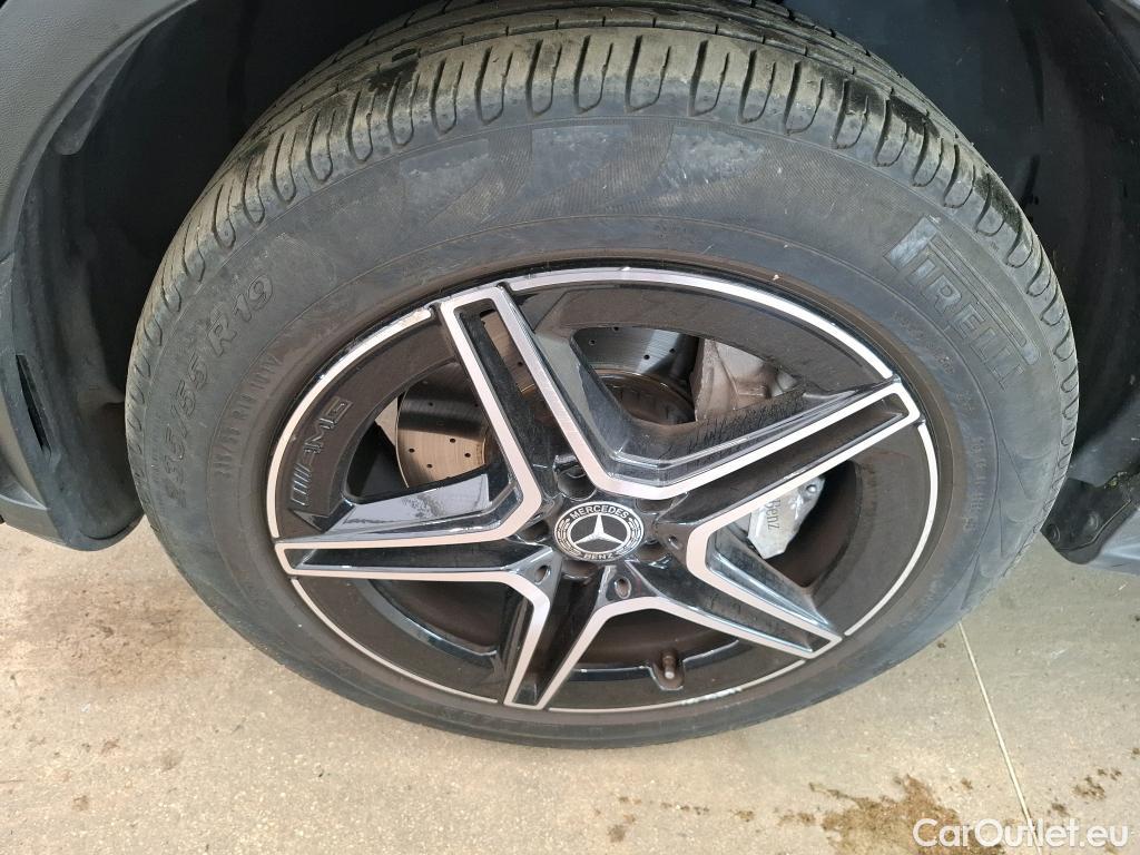  Mercedes  G-Klasee MERCEDES-BENZ GLC Coupe / 2019 / 5P / Coupé 2.0 GLC 300 E BUSINESS LINE 4MATIC #1