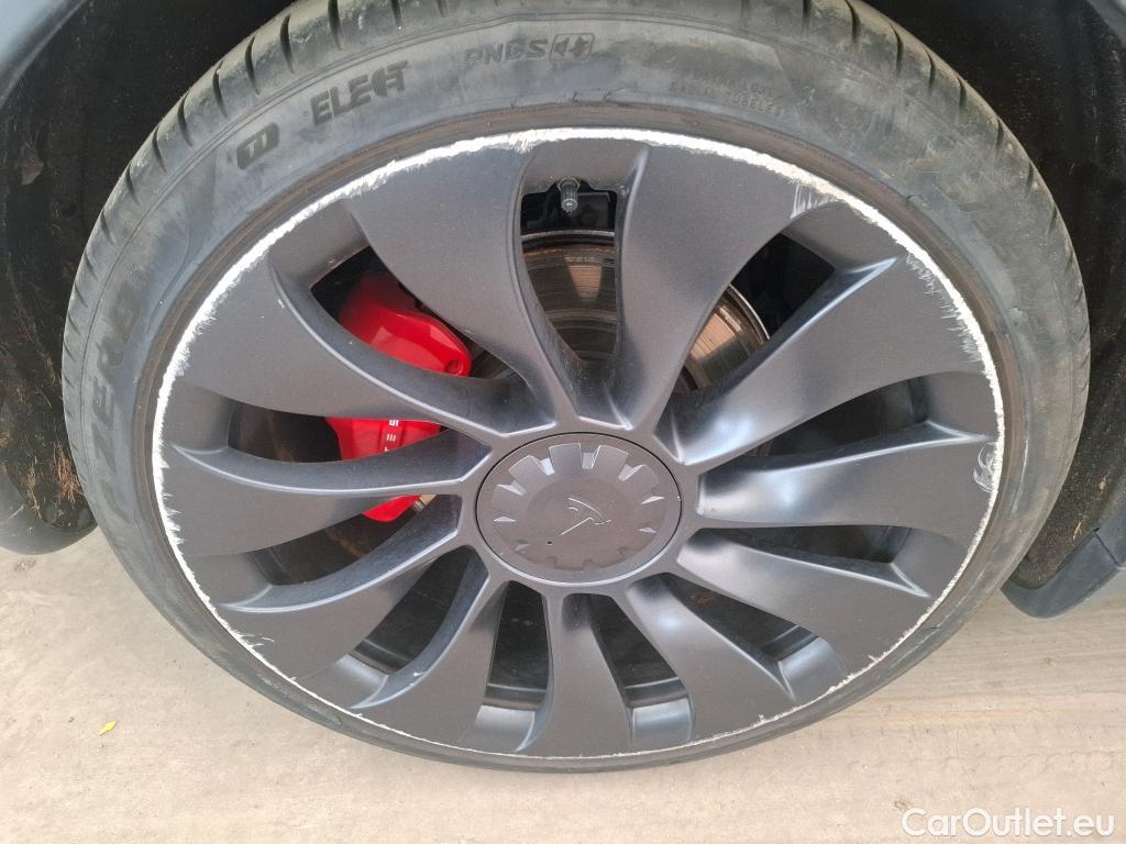  Tesla  Model Y TESLA  / 2020 / 5P / SUV Performance Dual Motor AWD #29