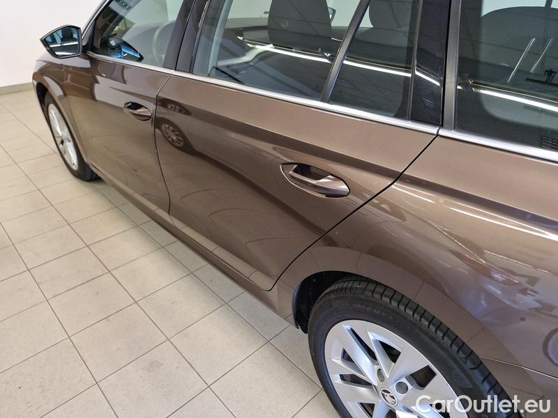  Skoda  Octavia  Combi  (5E5)(03.2017->) Oct.Com. 2.0TDI 150 Style AT #4