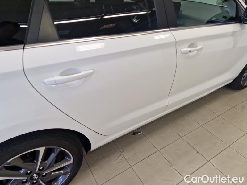  Hyundai  i30   cw (PD)(2017->)  Kom.1.5TGDi 118 Style AT #23