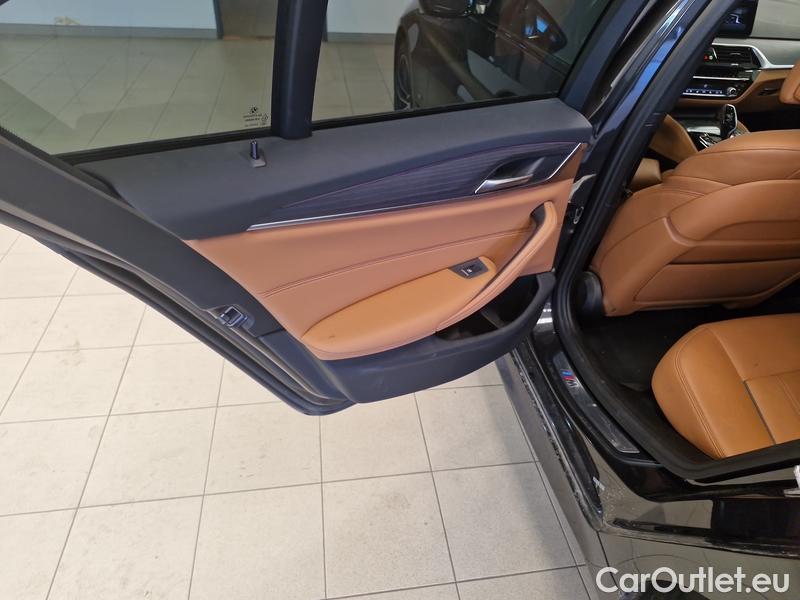  Bmw  Serie 5  Lim. (G30)  (2016->) 530i xDrive AT #6
