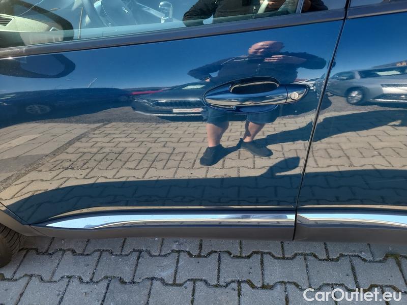 Peugeot  3008  (2016)  1.5D 130 Allure #4