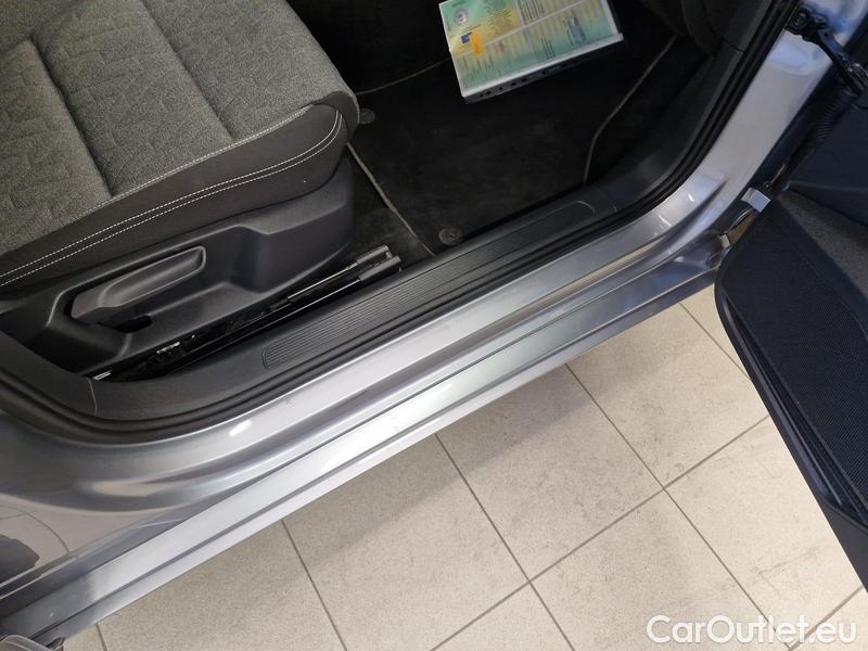  Volkswagen  Passat  8 SW (2014) Pas.Var.2.0TDI 110 Business #3