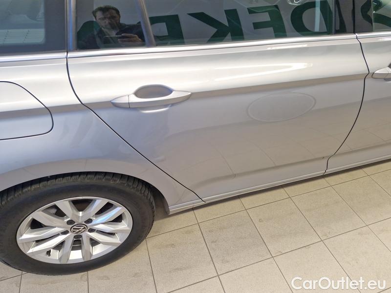  Volkswagen  Passat  8 SW (2014) Pas.Var.2.0TDI 110 Business #7