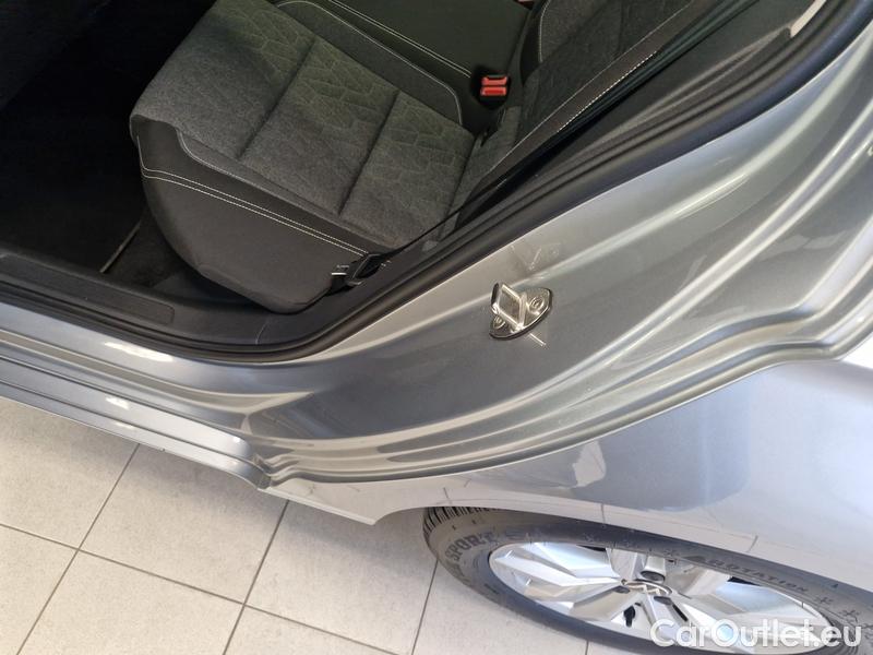  Volkswagen  Passat  8 SW (2014) Pas.Var.2.0TDI 110 Business #11