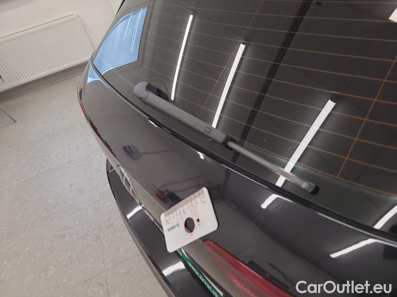  Volkswagen  Golf  7 Sportsvan (2017) V.2.0TDI 150 Style AT #3