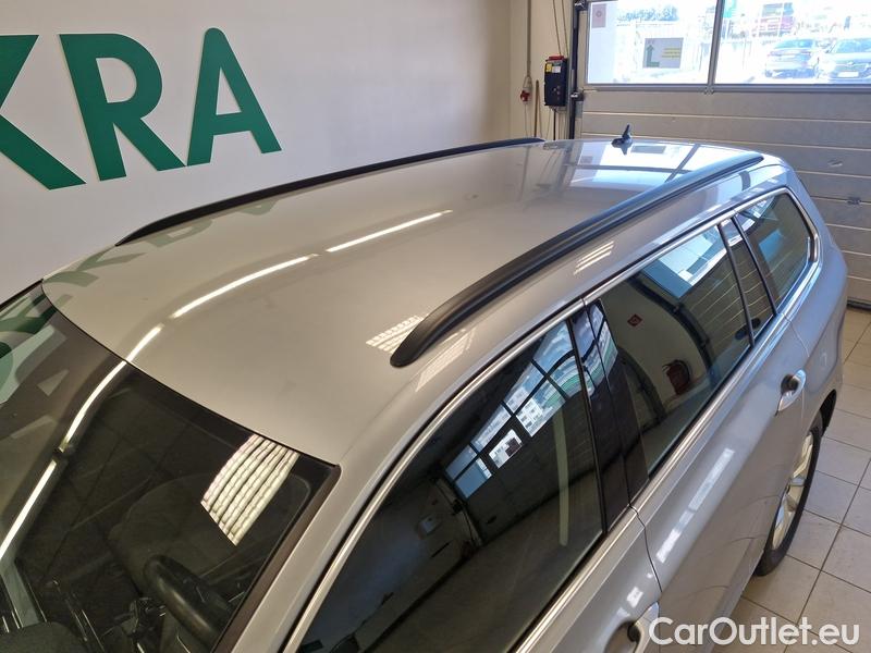  Volkswagen  Passat  8 SW (2014) Pas.Var.2.0TDI 110 Business #17