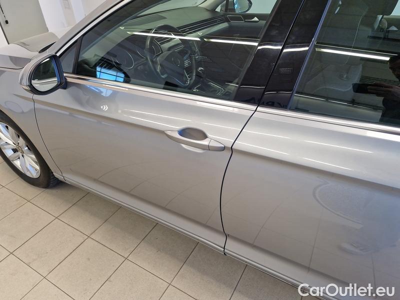  Volkswagen  Passat  8 SW (2014) Pas.Var.2.0TDI 110 Business #15
