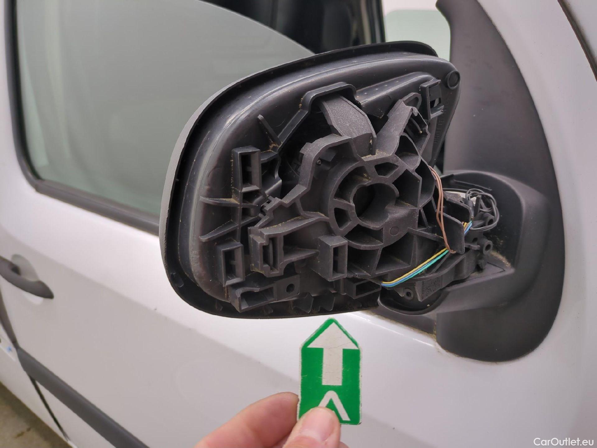  Renault  Kangoo  Express Maxi Extra (Série Spéciale) 1.5 dCi 90CV BVM5 E6 #101