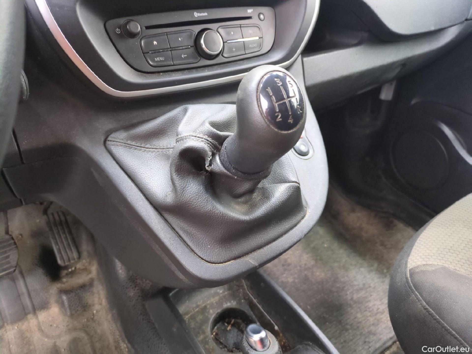  Renault  Kangoo  Express Maxi Extra (Série Spéciale) 1.5 dCi 90CV BVM5 E6 #24