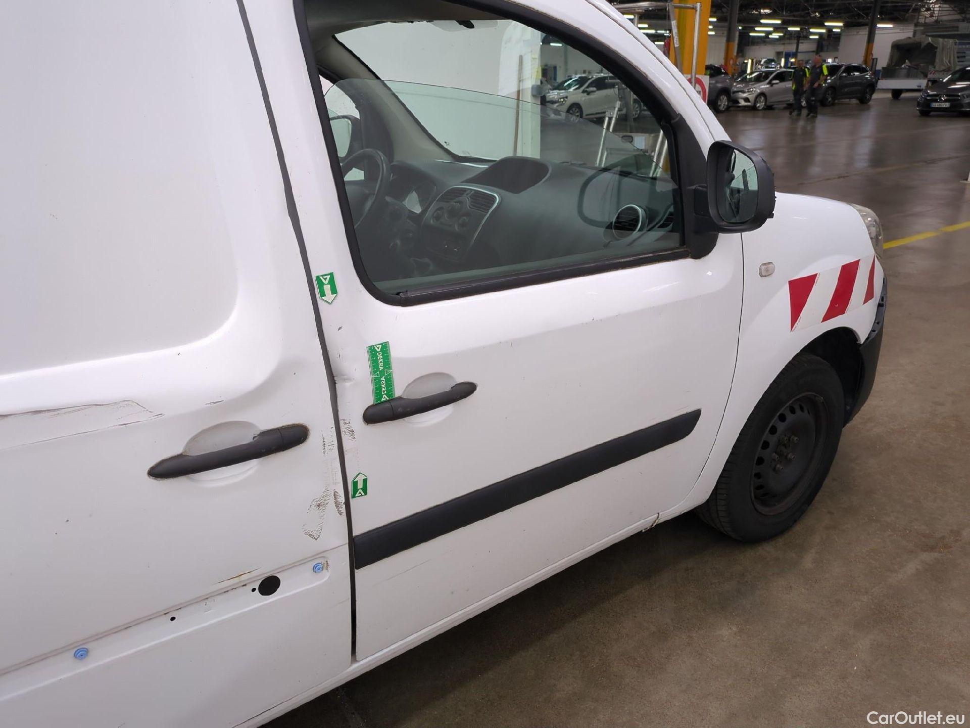  Renault  Kangoo  Express Maxi Extra (Série Spéciale) 1.5 dCi 90CV BVM5 E6 #94