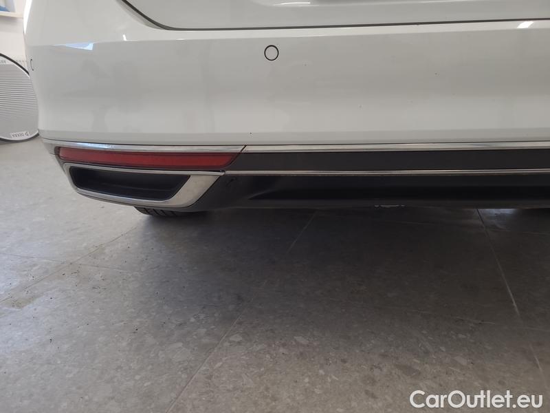  Volkswagen  Passat  8 SW (2014) Pas.Var.2.0TDI 147 Eleg 4X4 AT #7