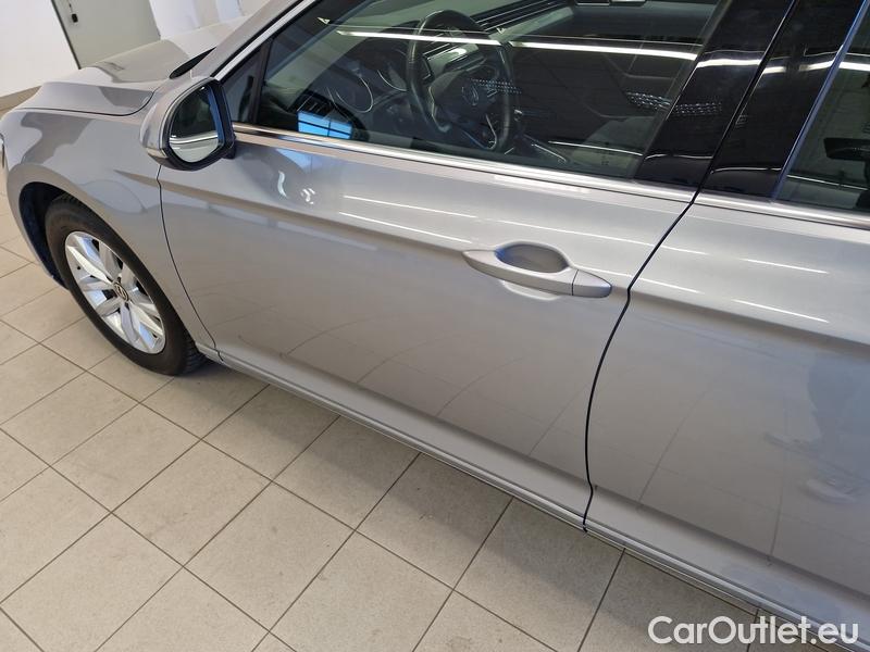  Volkswagen  Passat  8 SW (2014) Pas.Var.2.0TDI 110 Business #14