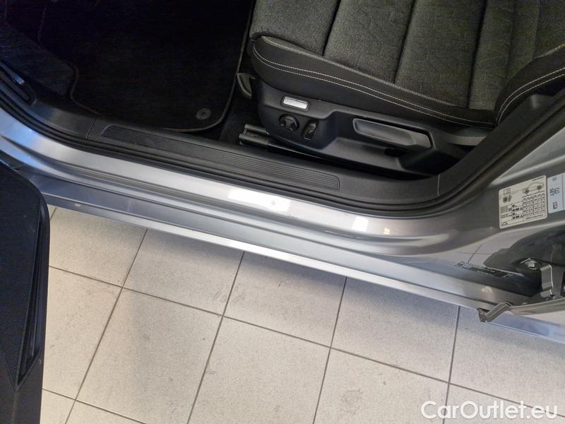  Volkswagen  Passat  8 SW (2014) Pas.Var.2.0TDI 110 Business #13