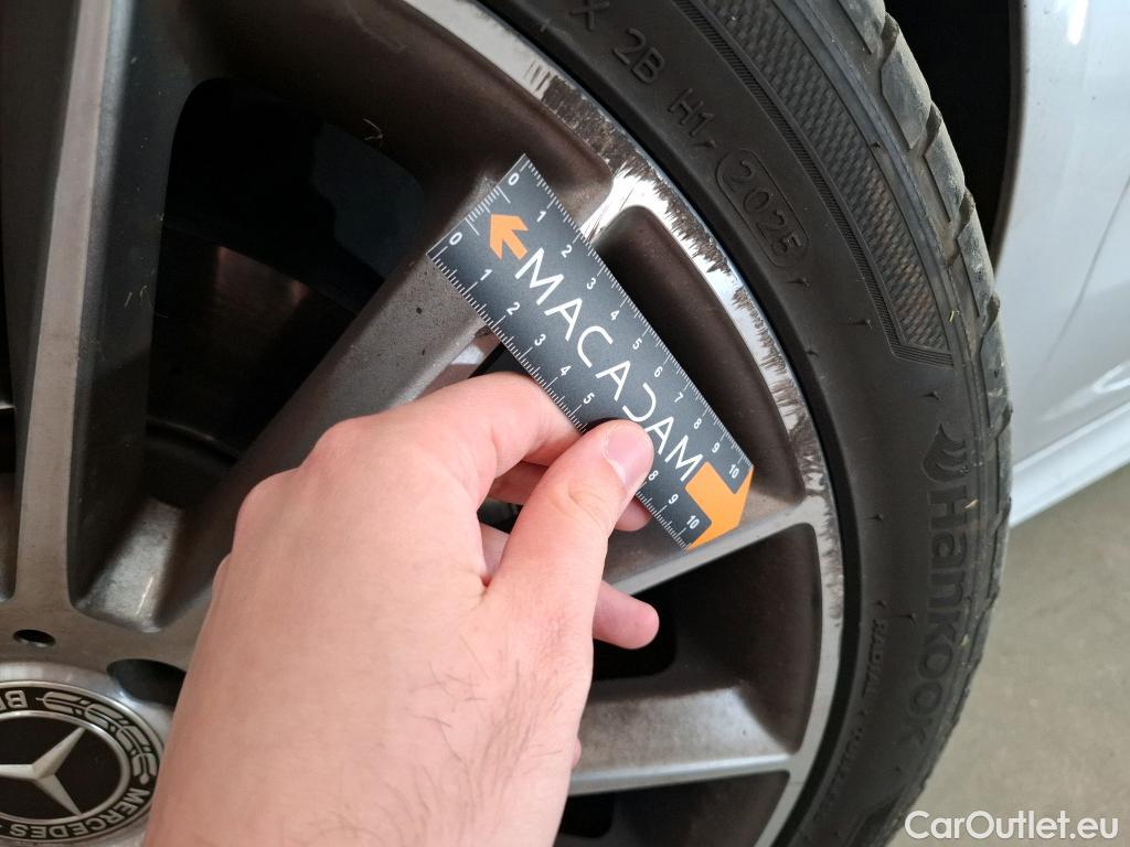  Mercedes  CLA-Klasse MERCEDES-BENZ CLA Coupe / 2019 / 4P / Coupé CLA 200 d AMG Line BA8 #36