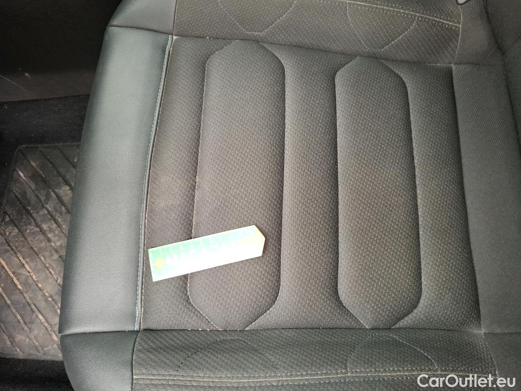  Citroen  C5 Aircross CITROEN  / 2022 / 5P / SUV Hybride rechargeable 225 e-EAT8 Feel #22